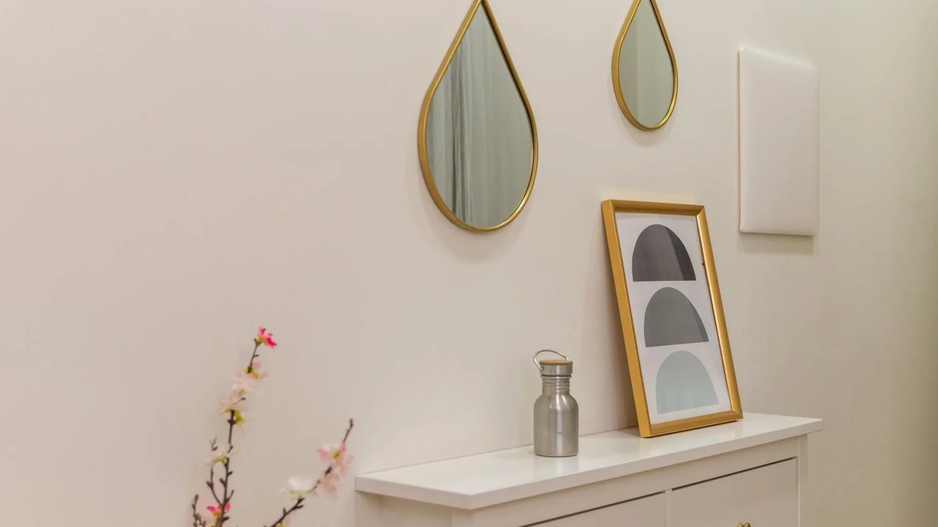 We Home - Babila Boutique - Milano 0*,